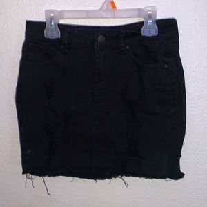 BLACK RIPPED JEAN SKIRT